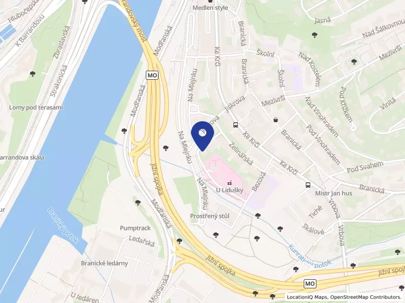 CleverIQ s.r.o., Nad malým mýtem 615/4, 14700 Praha 4 - Braník, IČO 19371217