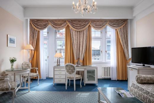 HOTEL AMBASSADOR ZLATÁ HUSA spol. s r.o.