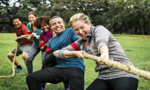 Stmelování kolektivu: Týmové hry na teambuilding
