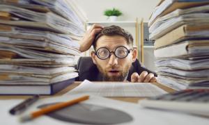 Nemocenská bez stresu: Jak zvládnout formuláře i eNeschopenku
