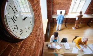 Znáte rozdíly mezi evidencí docházky a pracovní doby?
